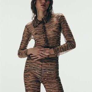 ITMFL IN THE MOOD FOR LOVE ZEBRA TULE MESH SHIRT SZ L